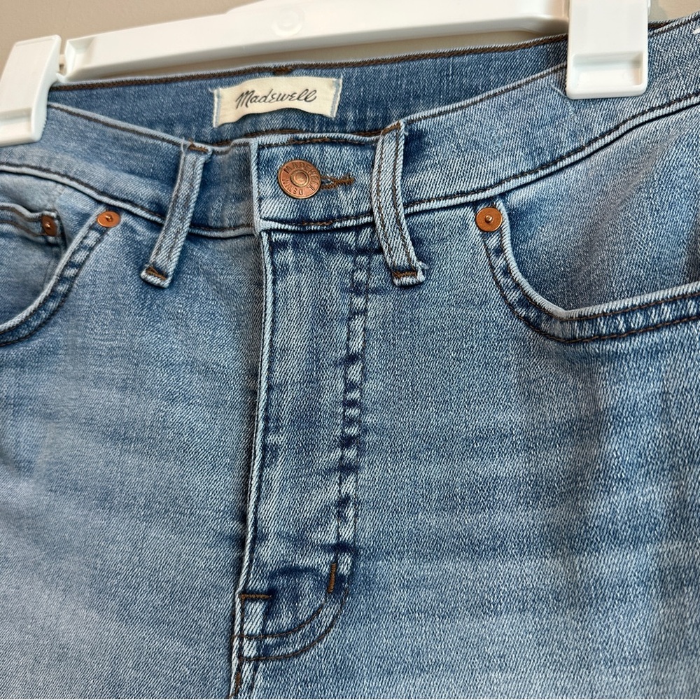 Madewell Mid-Rise Kick Out Jeans – Size 29 – Excellent Used Condition - Picture 4 of 11